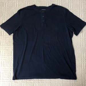 Men’s XL Henley Shirt
